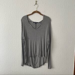 Black & White Striped Long sleeve Top By One Clothing